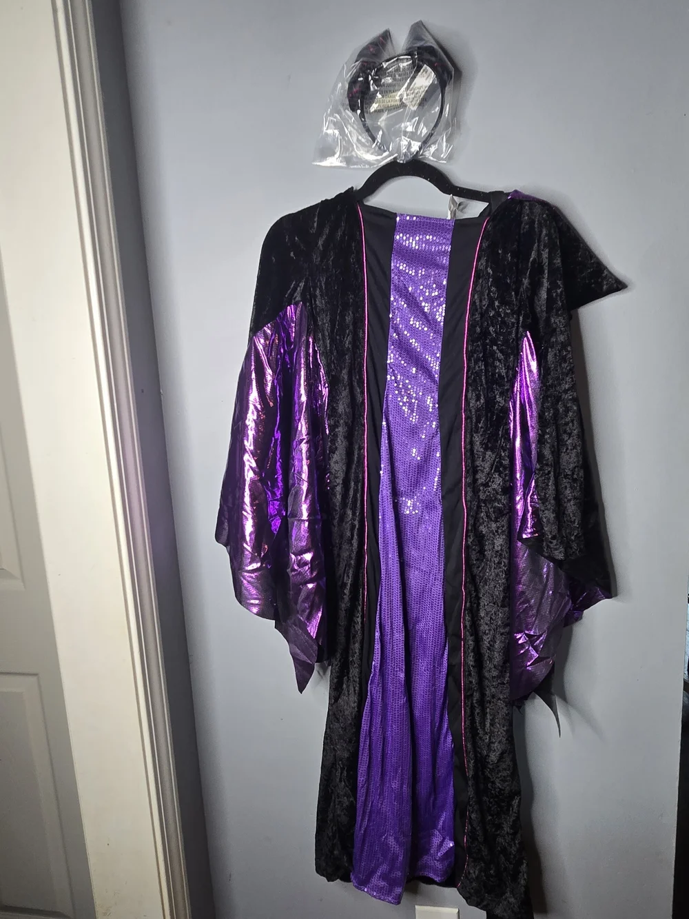 Disney Maleficent Costume with Horn Headband – Child XL (14–16) – Black & Purple